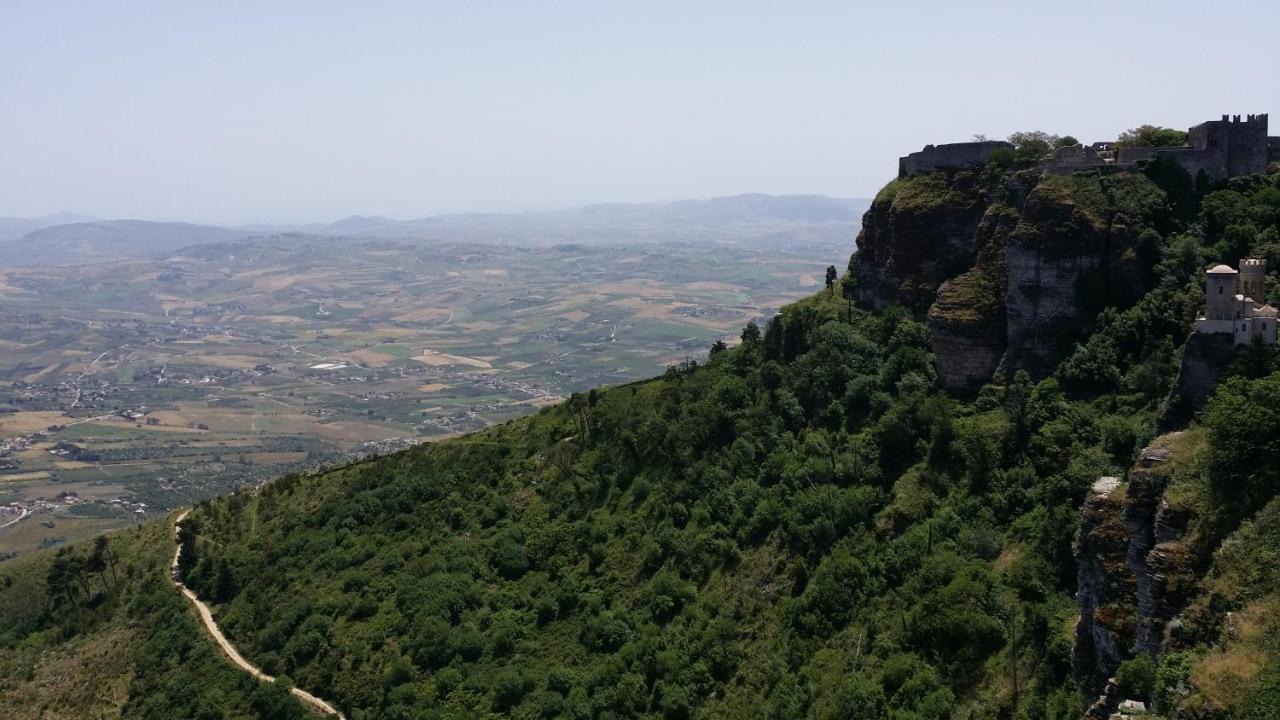 Apartament Sole E Fiori Di Sicilia Valderice Zewnętrze zdjęcie